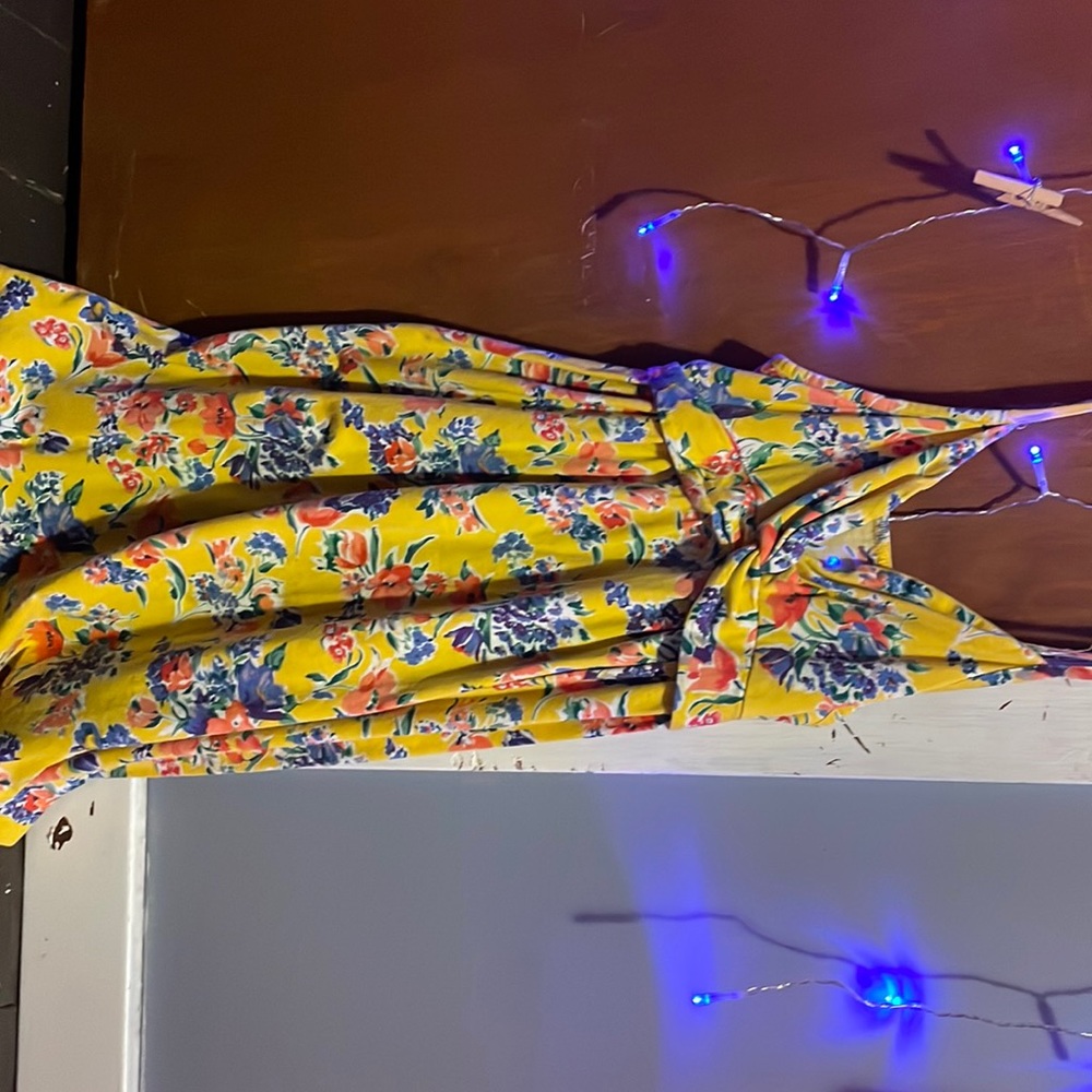 Cute yellow floral sun dress